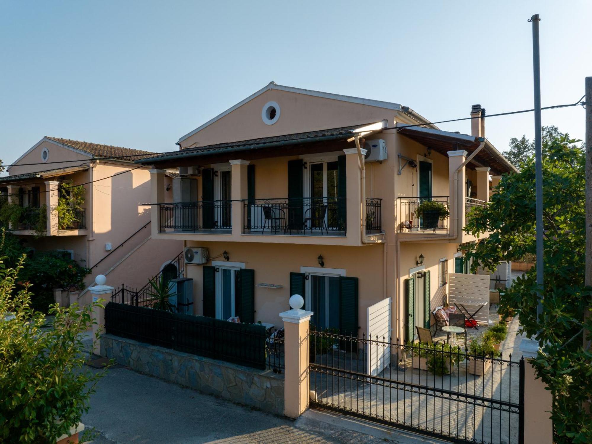 Xenia'S Apartments In Alepou Corfu  المظهر الخارجي الصورة
